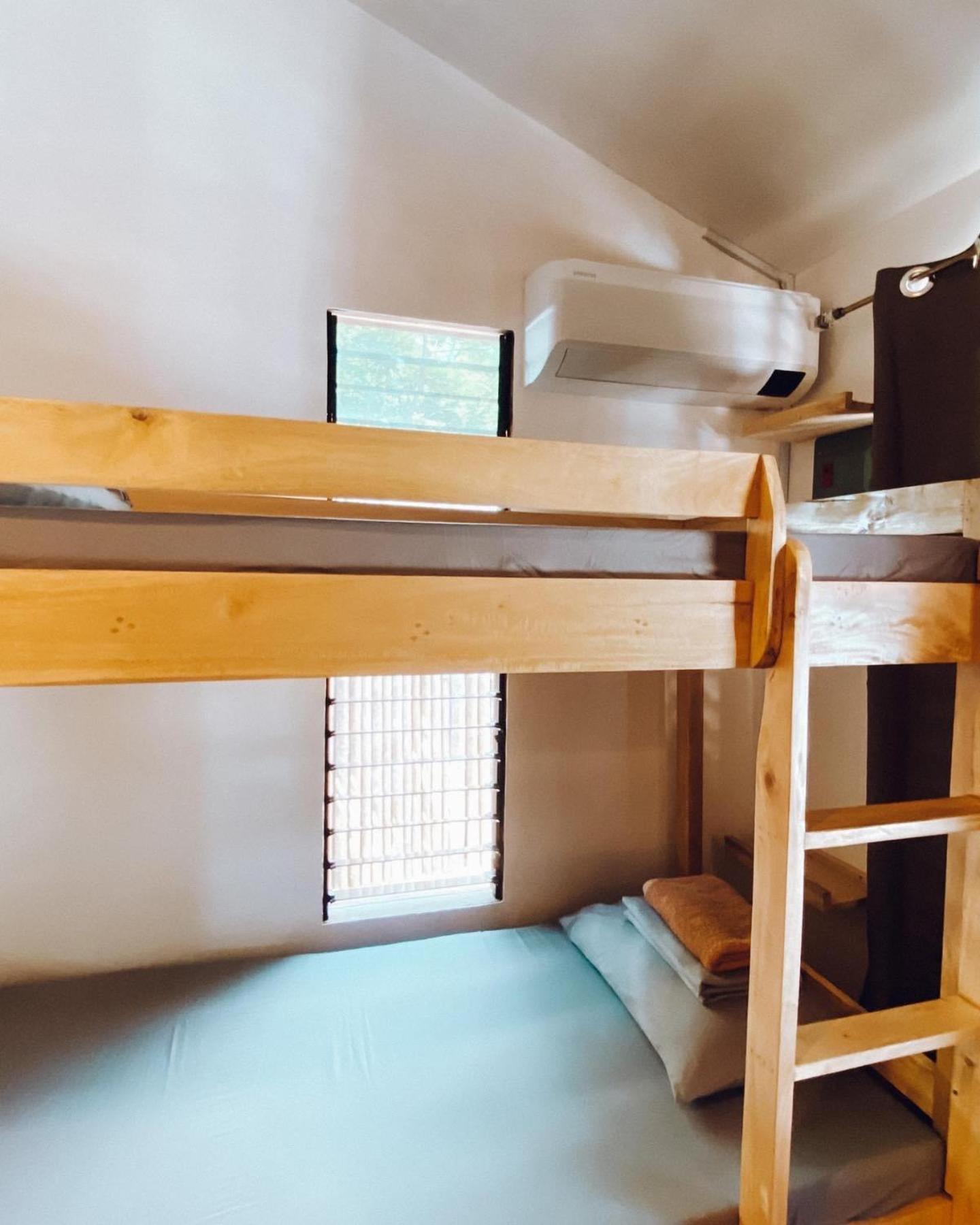 Hotel Monkey Business Siquijor Zewnętrze zdjęcie