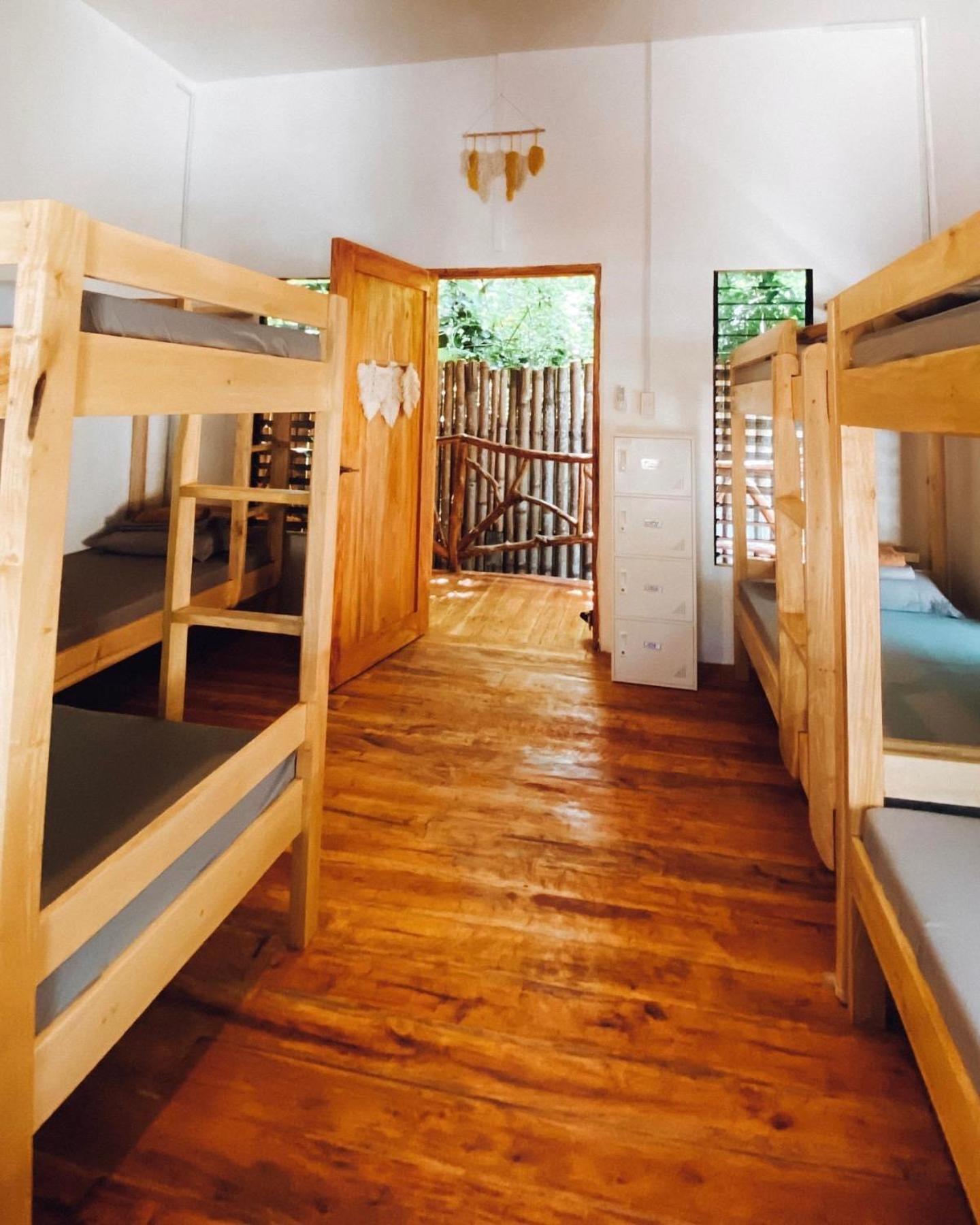Hotel Monkey Business Siquijor Zewnętrze zdjęcie